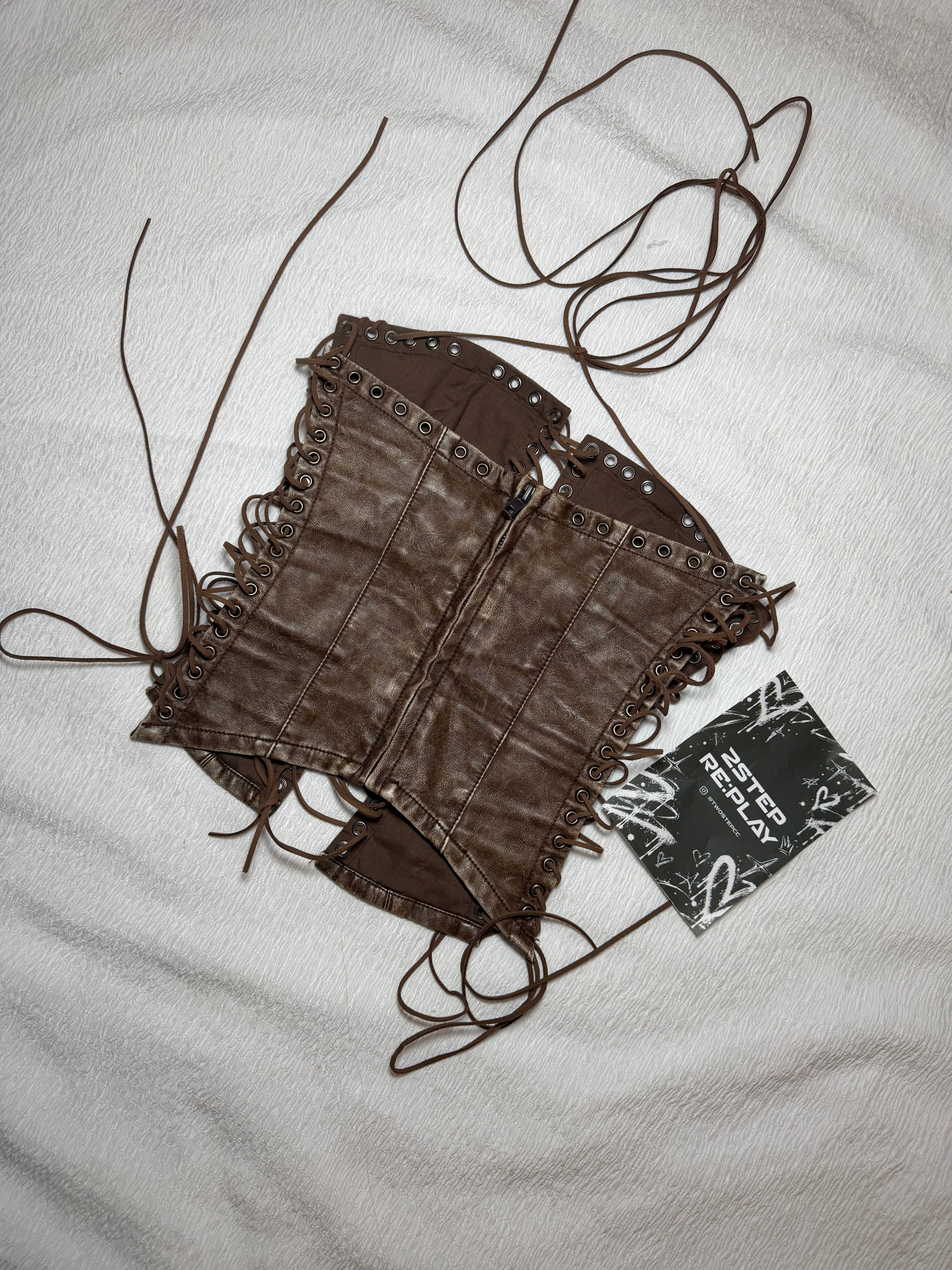 AGED LEATHER LACE-UP CORSET